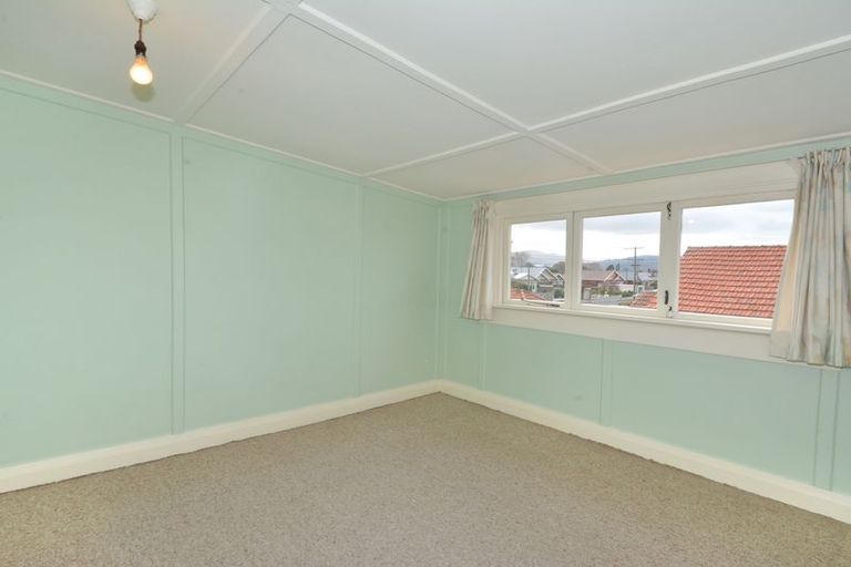 Photo of property in 217 Bay View Road, Saint Clair, Dunedin, 9012