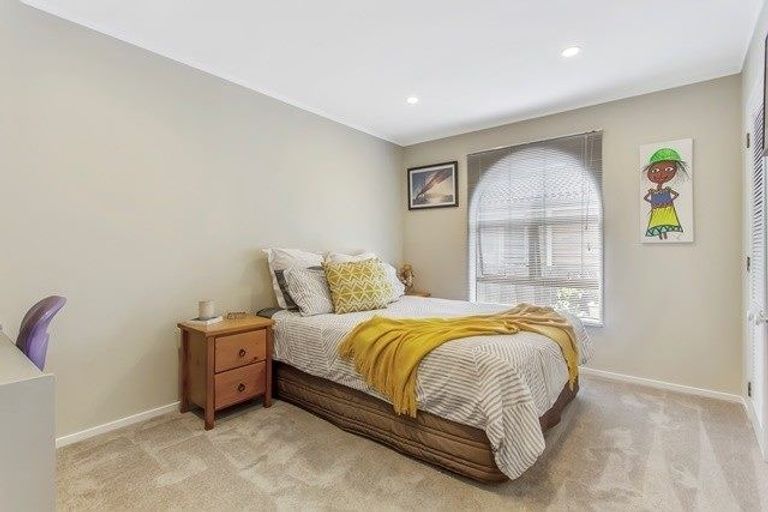 Photo of property in 11 Himalaya Crescent, Lynfield, Auckland, 1042