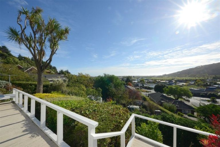 Photo of property in 4 Flinders Road, Heathcote Valley, Christchurch, 8022