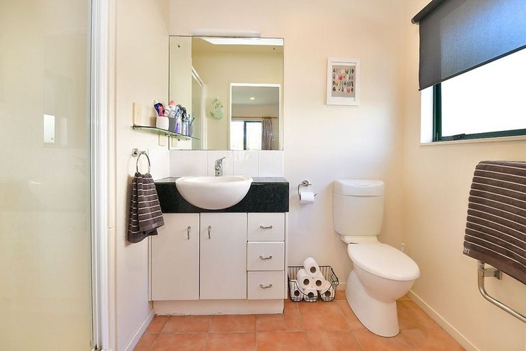 Photo of property in 15 Tates Court, Gulf Harbour, Whangaparaoa, 0930