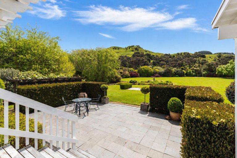 Photo of property in 998 Peak Road, Helensville, 0875