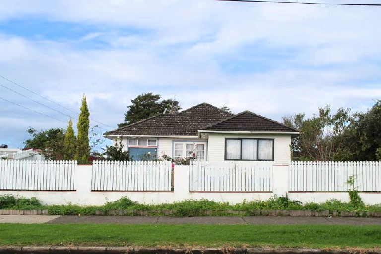 Photo of property in 42 Alexander Crescent, Otara, Auckland, 2023
