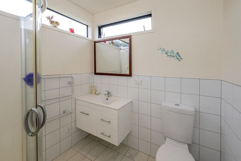 Photo of property in 14 Okarito Avenue, Levin, 5510