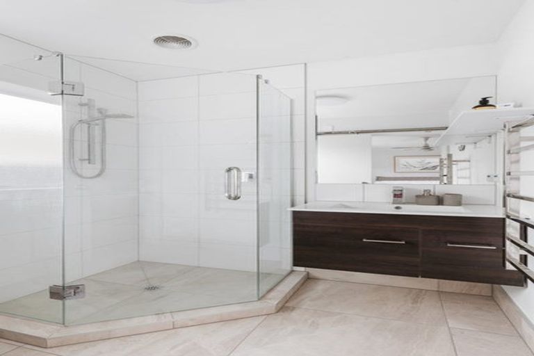 Photo of property in 4 Beach Grove, Omokoroa, 3114