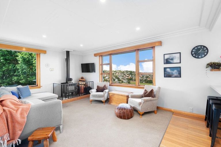 Photo of property in 49 Glendevon Place, Vauxhall, Dunedin, 9013