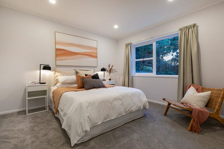 Photo of property in 4 Kerrymaria Place, Hillcrest, Auckland, 0627