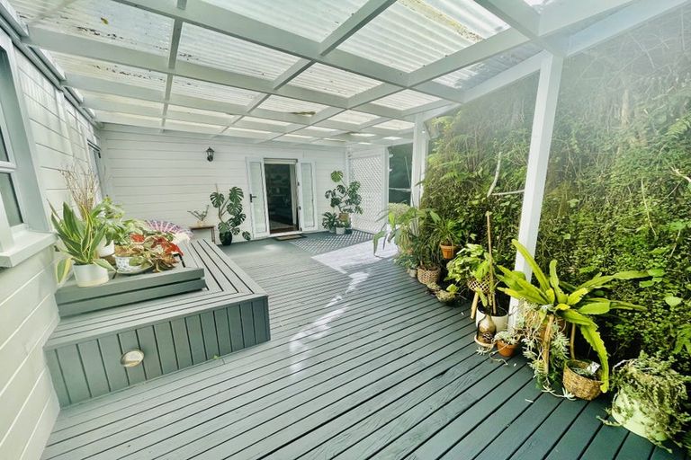Photo of property in 160a Frankley Road, Frankleigh Park, New Plymouth, 4310