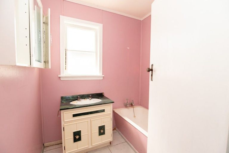 Photo of property in 77-79 Kerepehi Town Road, Kerepehi, Paeroa, 3671