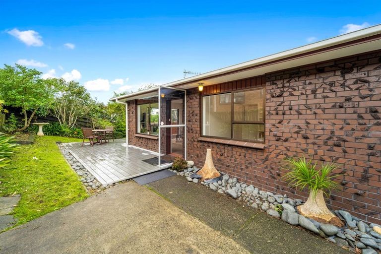 Photo of property in 2/75a Coronation Road, Hillcrest, Auckland, 0627