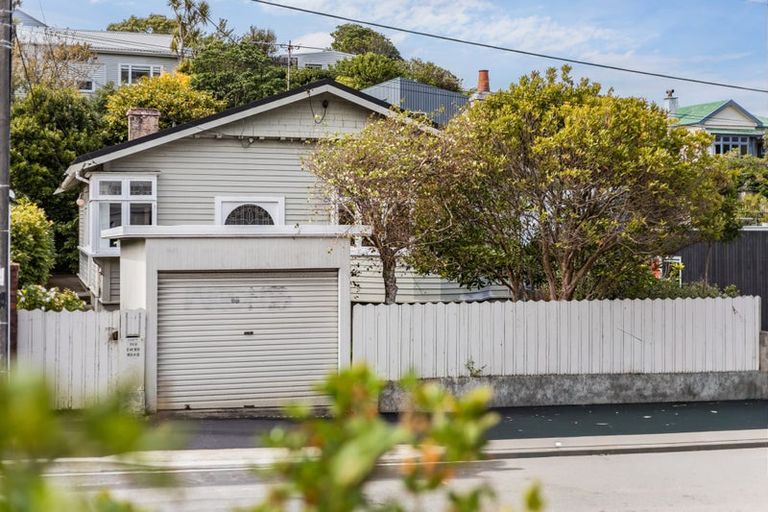 Photo of property in 169 Ohiro Road, Brooklyn, Wellington, 6021