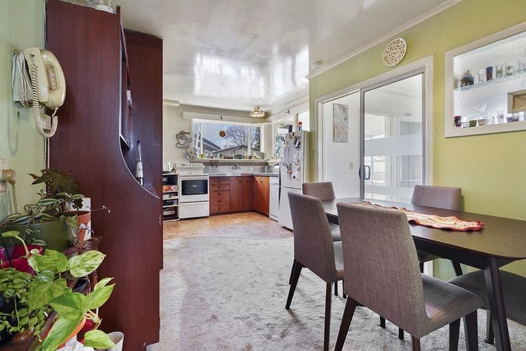 Photo of property in 82 Grandview Road, Nawton, Hamilton, 3200