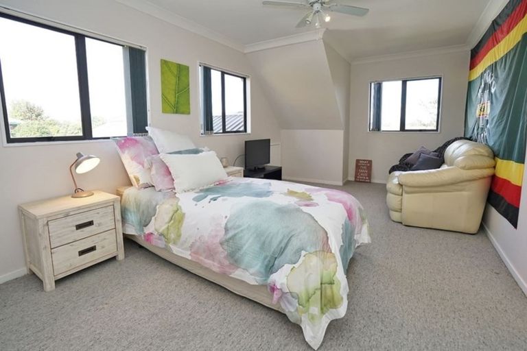 Photo of property in 42 Dixon Road, Fitzroy, Hamilton, 3206