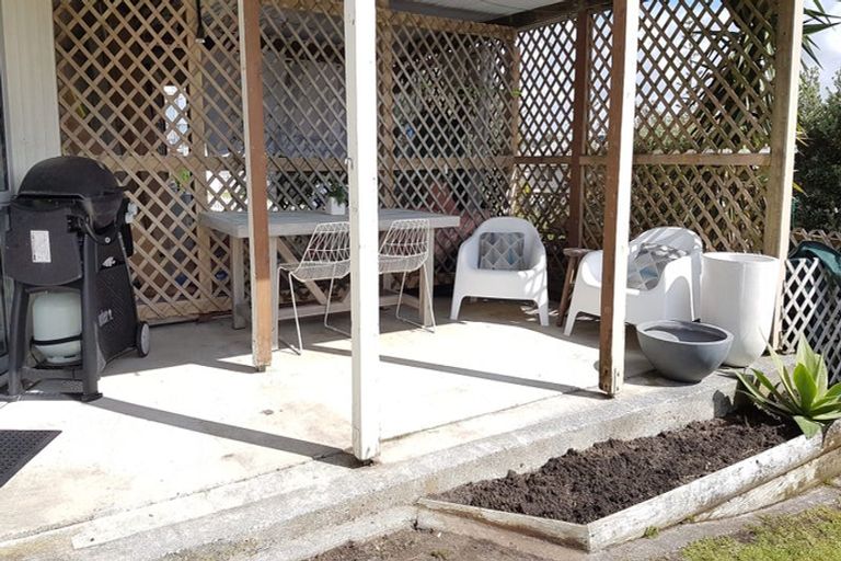 Photo of property in 3 Caroline Heights, Omaha, 0986