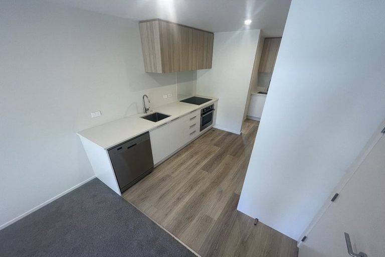 Photo of property in 4/370 Stokes Valley Road, Stokes Valley, Lower Hutt, 5019