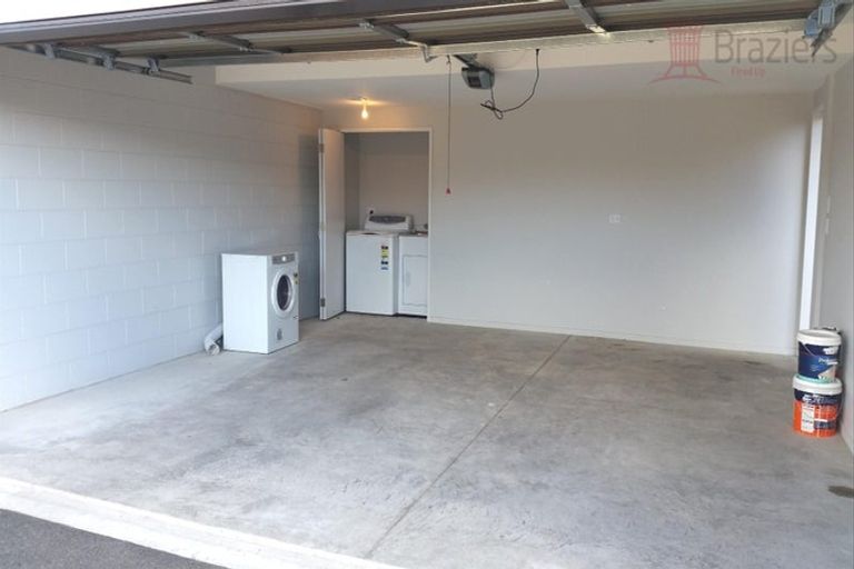 Photo of property in 17 Bellbird Lane, Marshland, Christchurch, 8083