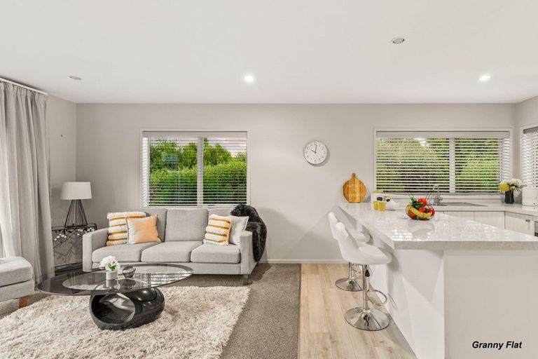 Photo of property in 60 Muriwai Road, Waimauku, 0812