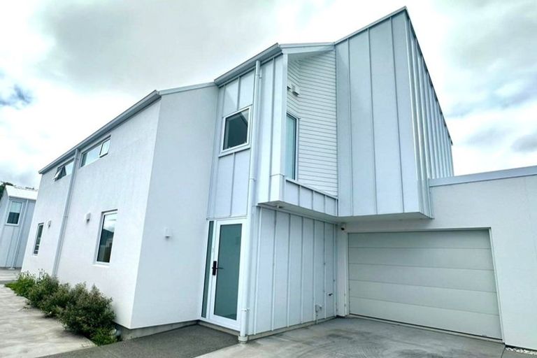 Photo of property in 3/69 Wychbury Street, Spreydon, Christchurch, 8024