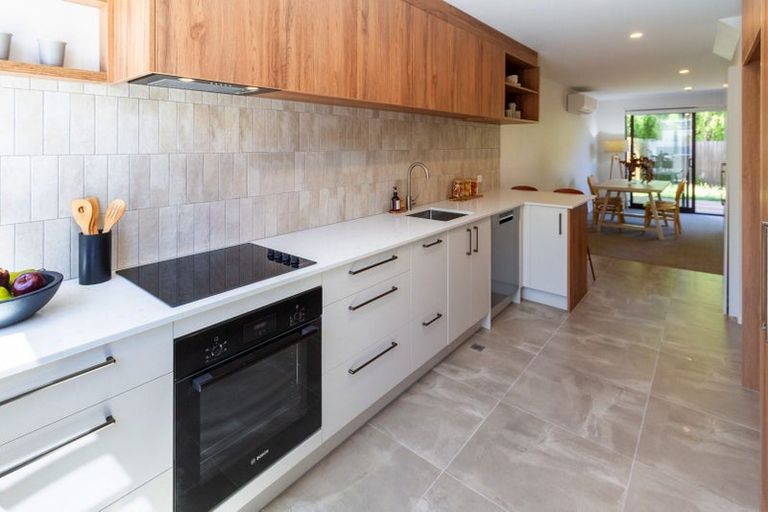 Photo of property in 3/133 Blighs Road, Strowan, Christchurch, 8052