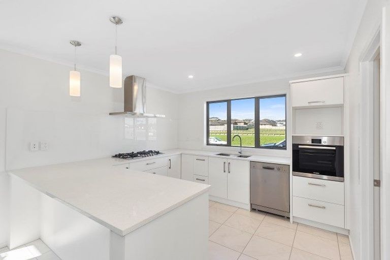 Photo of property in 39 Batten Drive, Flagstaff, Hamilton, 3210