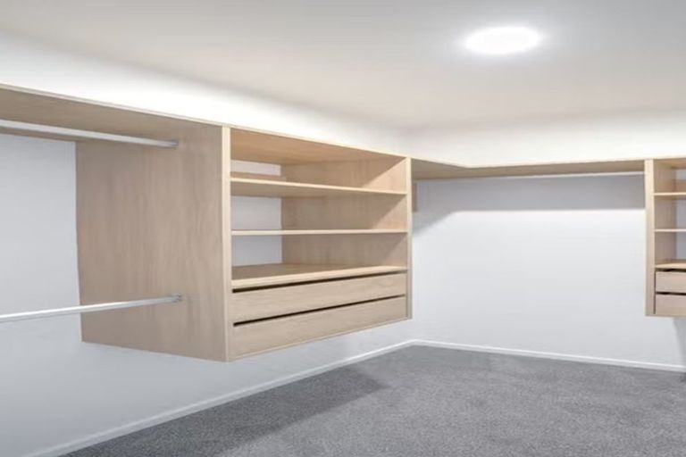 Photo of property in 40d Innismara Avenue, Wattle Downs, Auckland, 2103