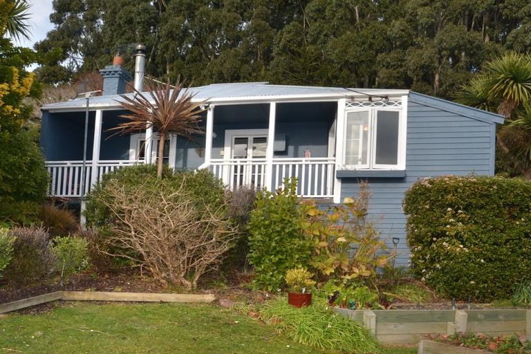 Photo of property in 30 Waikana Street, Broad Bay, Dunedin, 9014