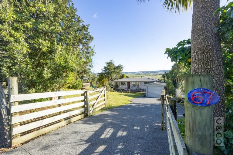 Photo of property in 67 Garfield Road, Helensville, 0800
