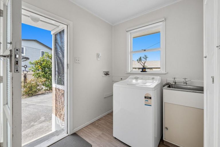 Photo of property in 259 Ngatai Road, Otumoetai, Tauranga, 3110