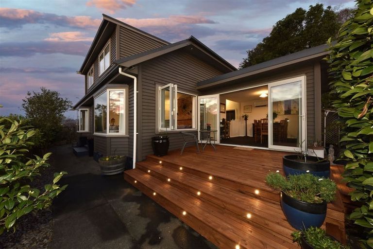 Photo of property in 104 Condell Avenue, Papanui, Christchurch, 8053