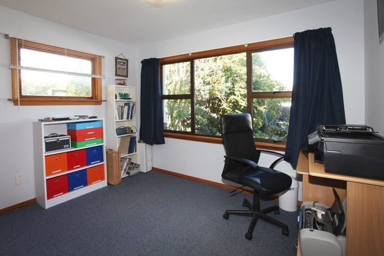 Photo of property in 594 Harewood Road, Harewood, Christchurch, 8051
