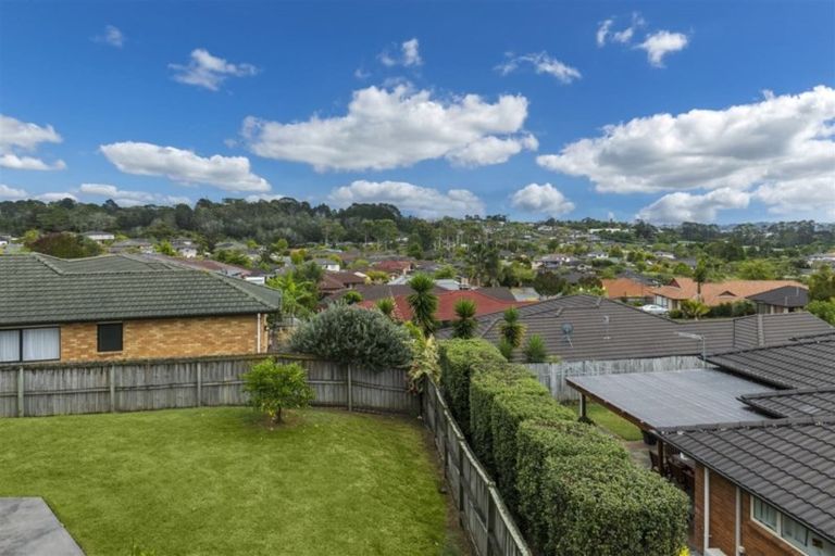 Photo of property in 13 Leafield Crescent, Henderson, Auckland, 0612