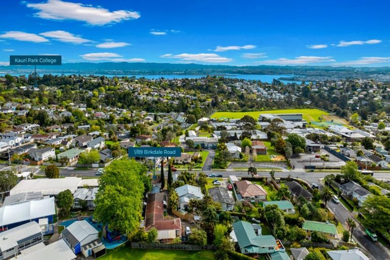 Photo of property in 1/89 Birkdale Road, Birkdale, Auckland, 0626