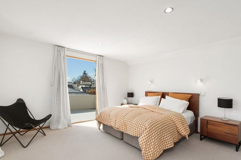 Photo of property in 31 Wroxton Terrace, Merivale, Christchurch, 8014