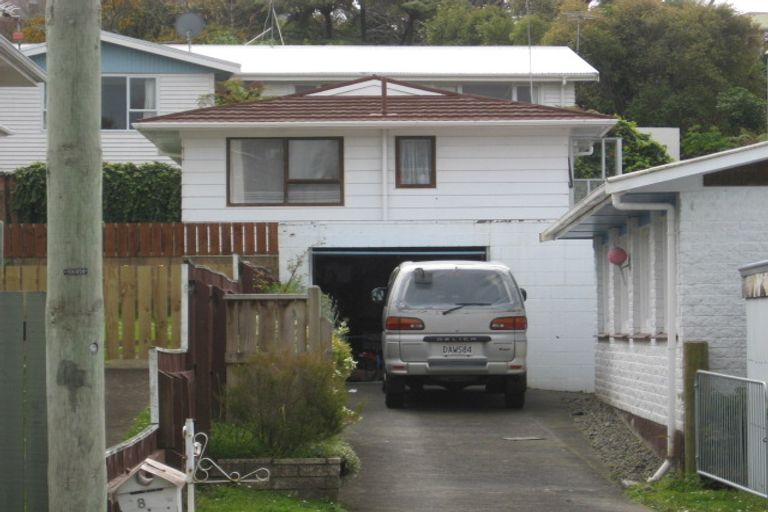Photo of property in 8 Kenmore Street, Westown, New Plymouth, 4310