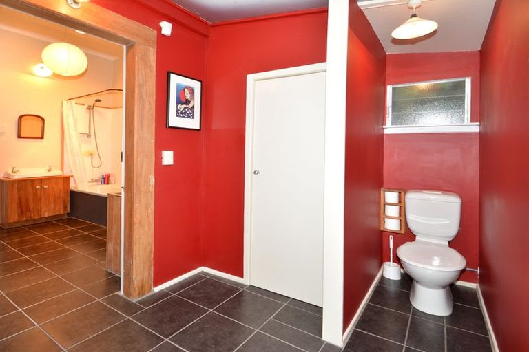 Photo of property in 30 Waikana Street, Broad Bay, Dunedin, 9014