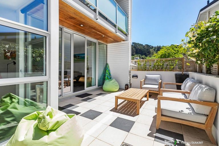 Photo of property in 32 Mantell Street, Seatoun, Wellington, 6022