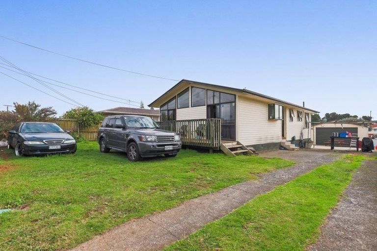 Photo of property in 11 Parker Crescent, Otara, Auckland, 2023