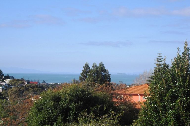 Photo of property in 729 East Coast Road, Browns Bay, Auckland, 0630