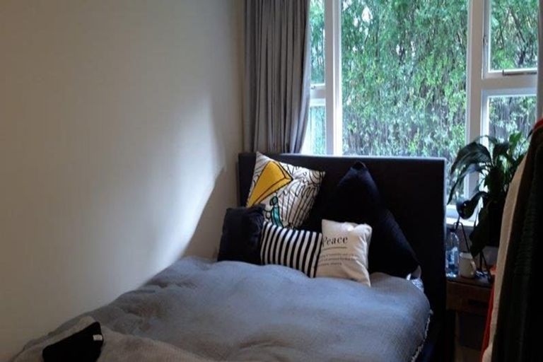 Photo of property in 18 Mclellan Place, Ilam, Christchurch, 8041