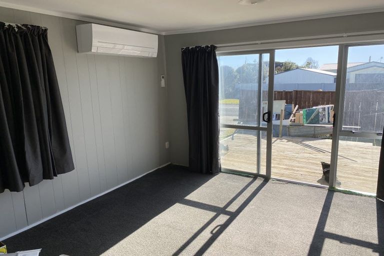 Photo of property in 70 Pukehina Parade, Pukehina, Te Puke, 3189