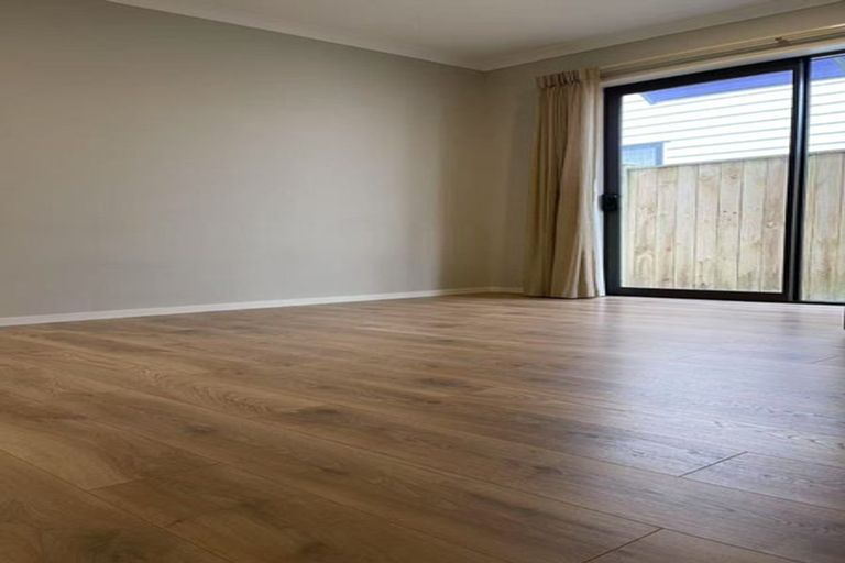 Photo of property in 19 Golden Avenue, Flat Bush, Auckland, 2019