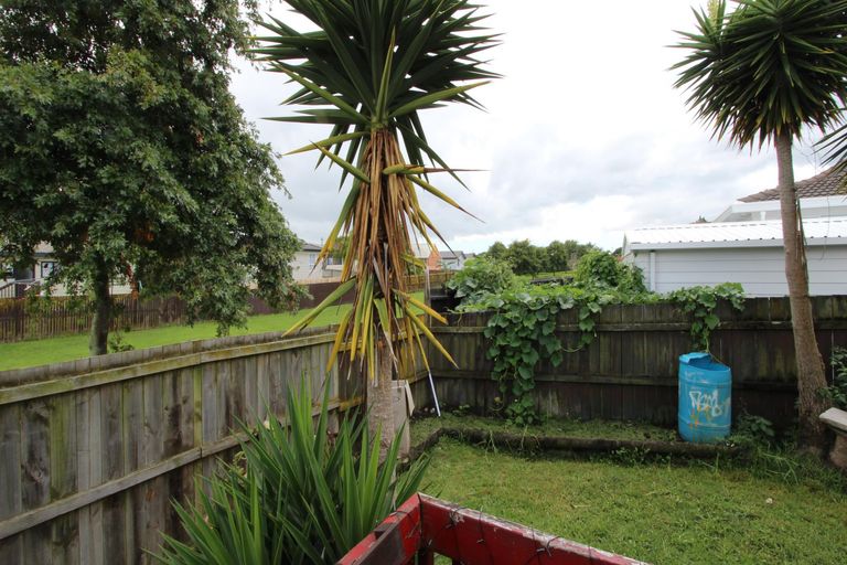 Photo of property in 2/16 Silver Creek Road, Weymouth, Auckland, 2103