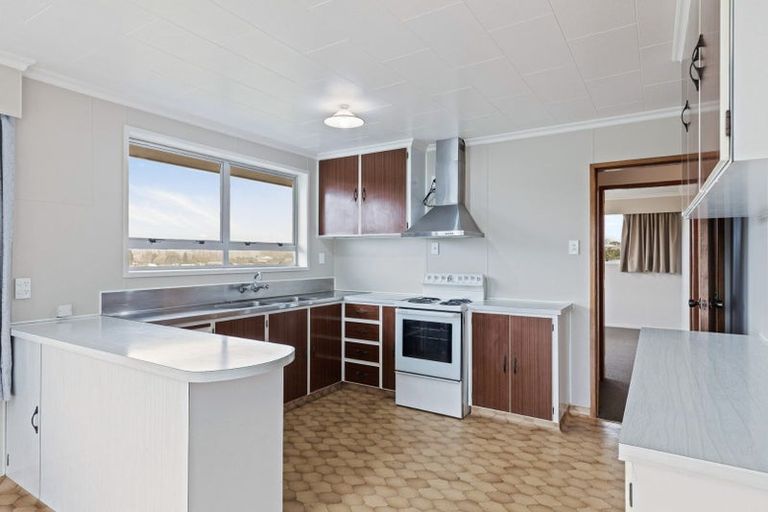 Photo of property in 61 Cracroft Street, Waitara, 4320