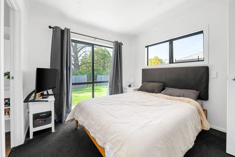 Photo of property in 2/10 Keitha Place, Glenview, Hamilton, 3206