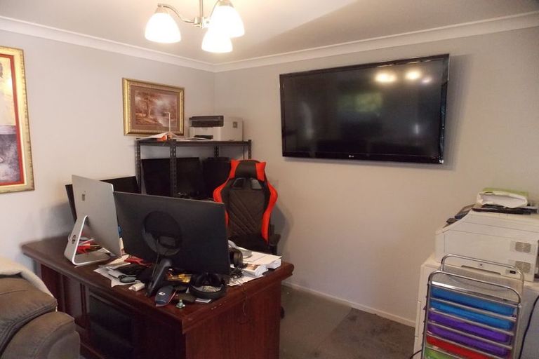 Photo of property in 53 Clarke Avenue, Highbury, Palmerston North, 4412