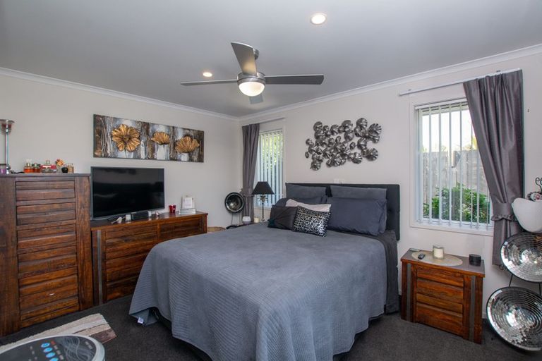 Photo of property in 7 Leet Crescent, Papamoa Beach, Papamoa, 3118