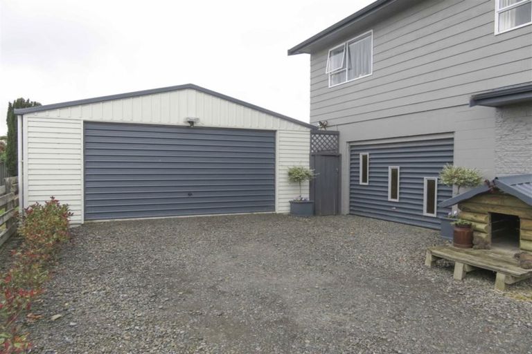 Photo of property in 79 Avon Road, Clifton, Invercargill, 9812