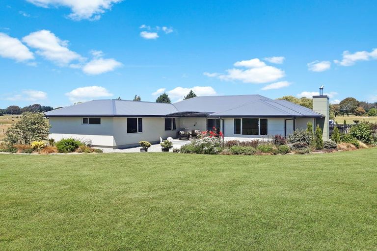 Photo of property in 290 Parsons Road, Weston, Oamaru, 9491