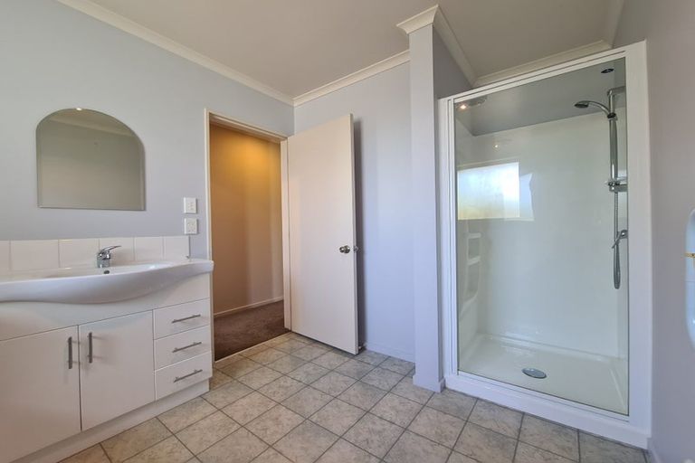 Photo of property in 12 Stanwood Grove, Darfield, 7510