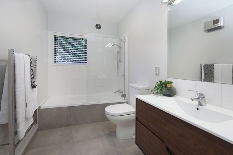 Photo of property in 9 Bengal Drive, Cashmere, Christchurch, 8022