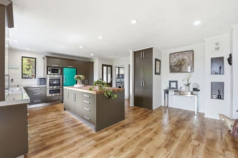 Photo of property in 41 Edward Street, Pahiatua, 4910